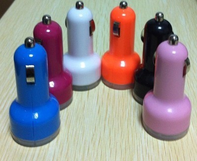 雙USB透明底迷你車充 時尚設計與高效充電的完美結(jié)合